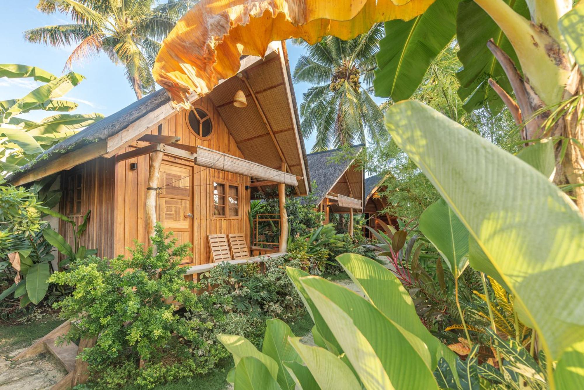 Camanolo Homestay 제너럴 루나 외부 사진
